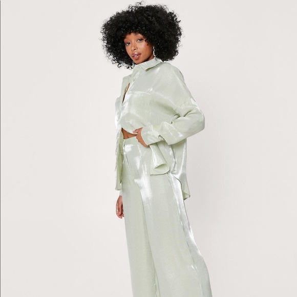 Petite Satin Shimmer Wide Leg Pants Set - Picture 5 of 7